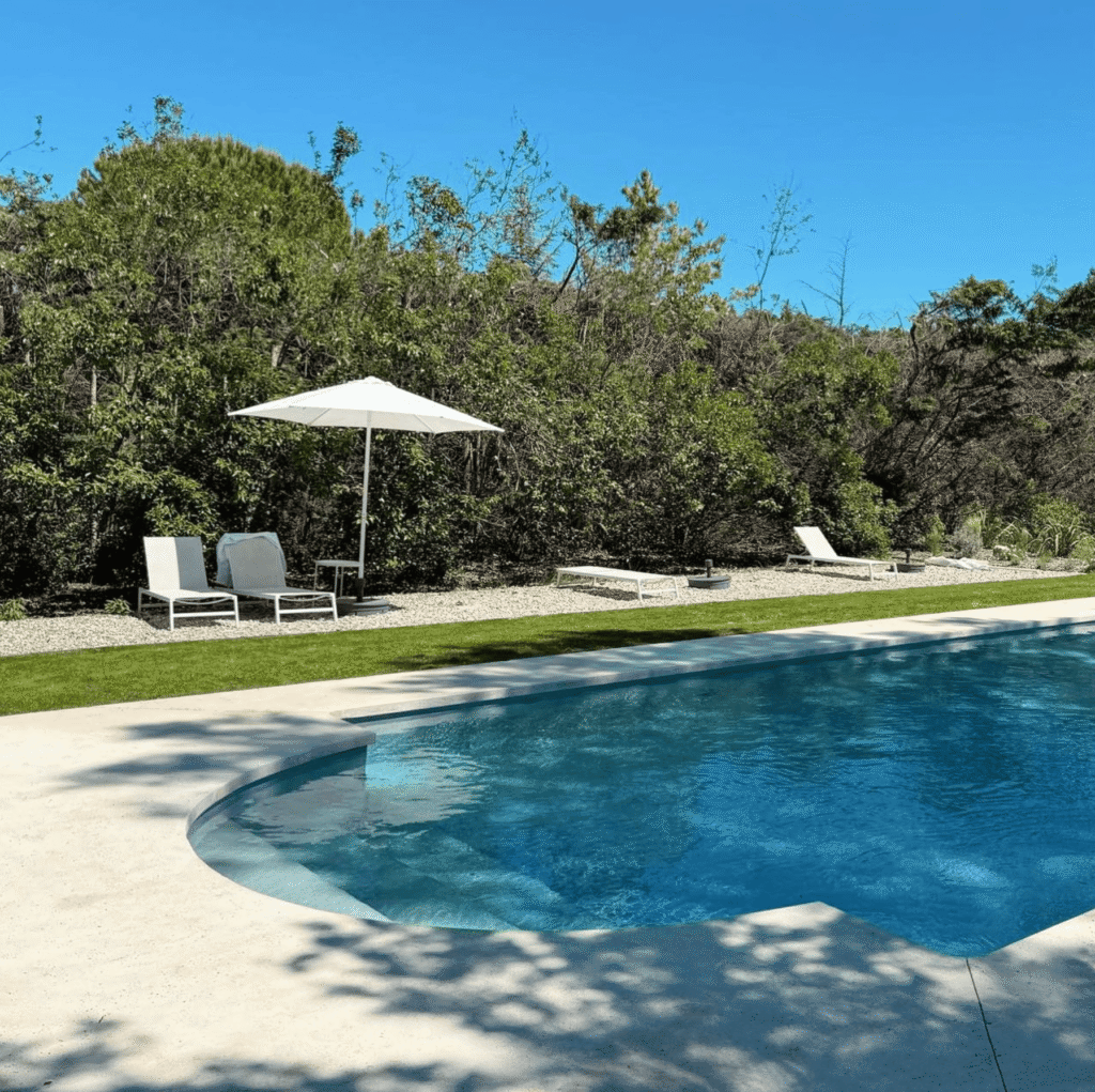 Location maison de vacances Luberon Piscine mas Luberon
